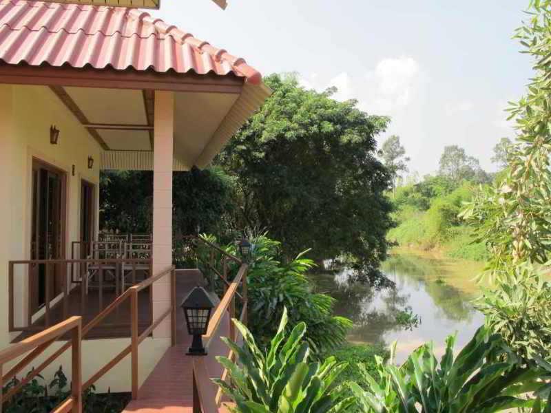 Uthai River Lake Resort Ban Nong Nam Khan Extérieur photo
